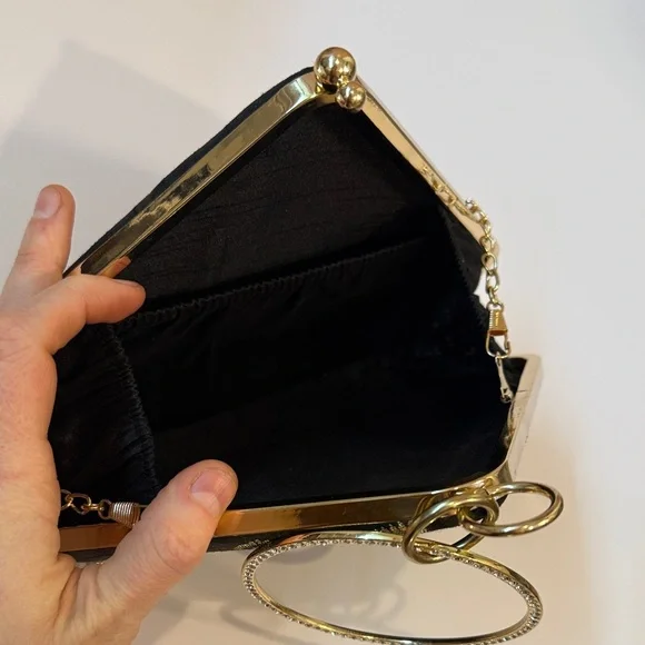 Floral Patterned Wrist Clutch with Gold Bling Ring - with shoulder strap - Picture 9 of 9